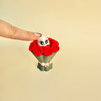 Calming tactile clicker suitable for desks, shelves, and everyday use.
