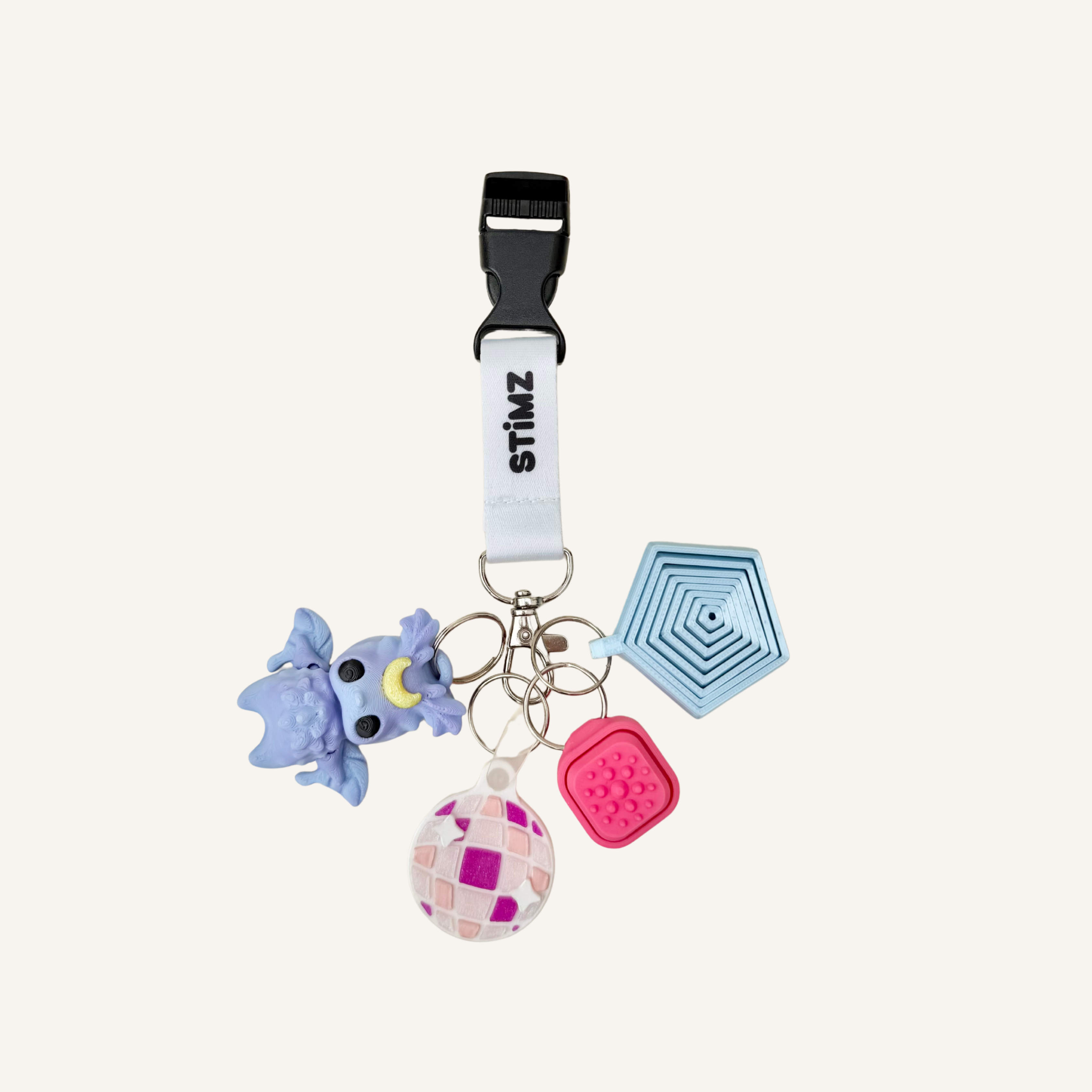 Durable lanyard with secure attachment point for keys and small accessories, made for regular use and quick grab moments.
