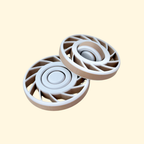 Three-ring spinner with smooth, quiet rotation.
