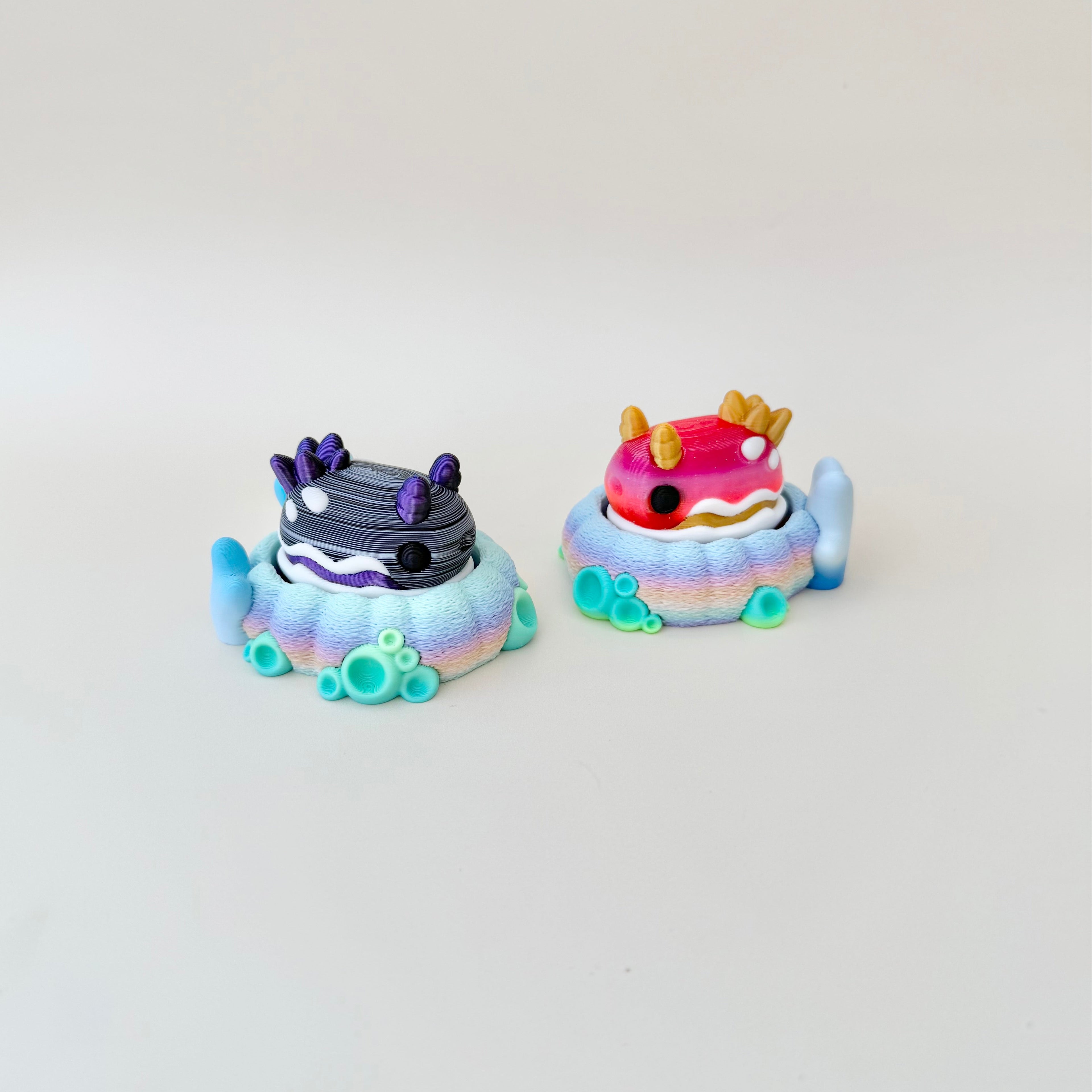 Cute collectible sea fidget designed for desk display, pocket carry and tactile everyday play.

