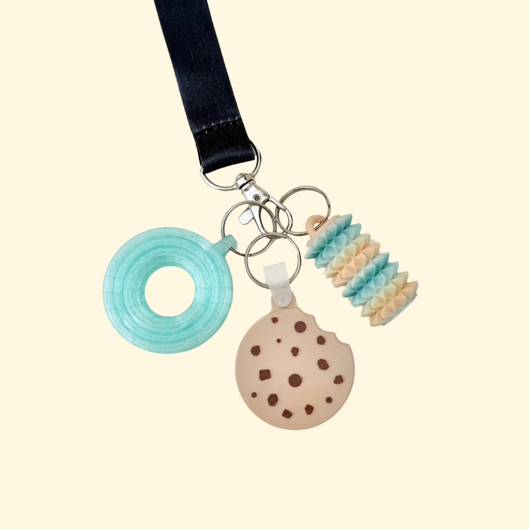 NFC tag that opens your chosen action on tap, ideal for emergency contact, lost property links or directions.
