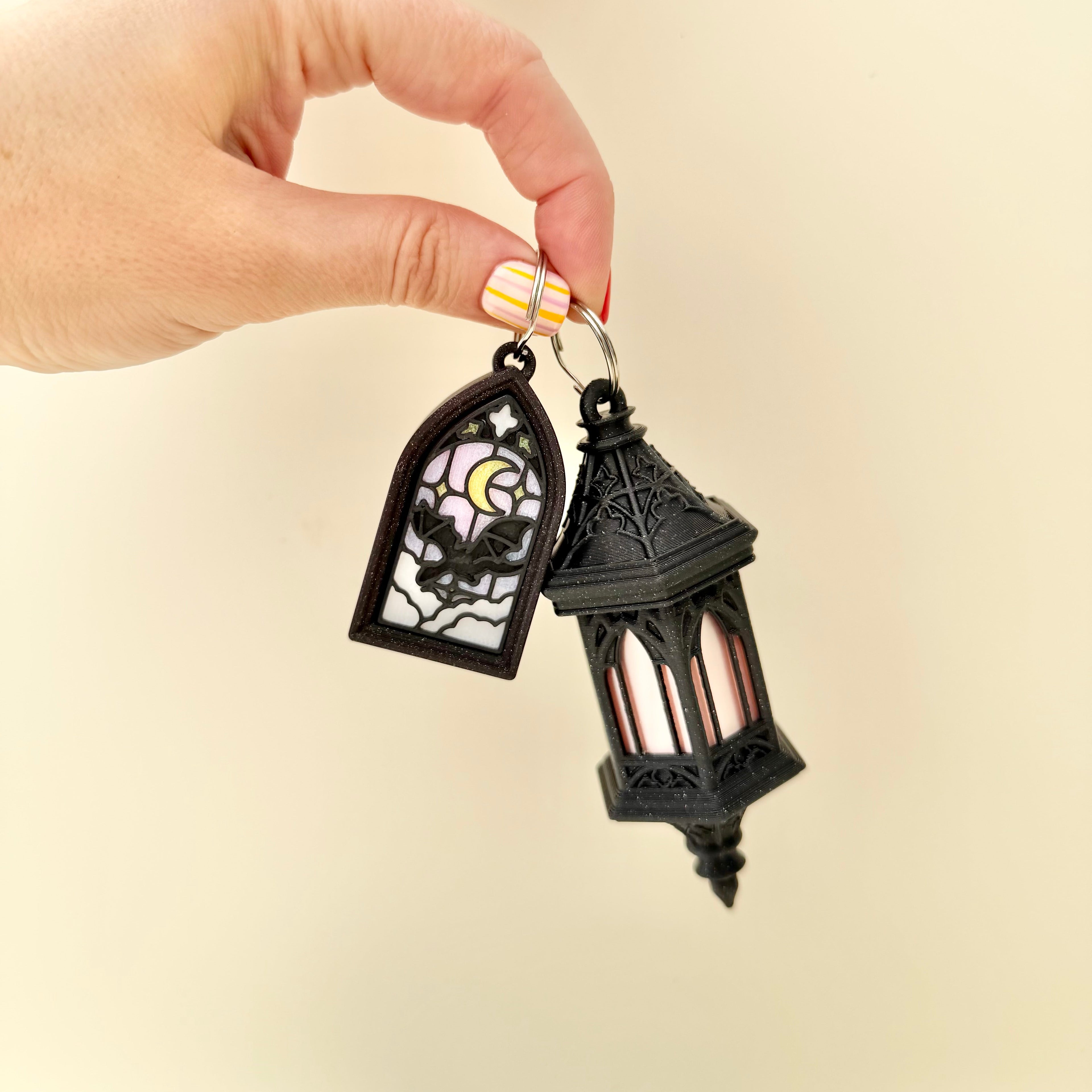 Handheld fidget designed for repeated movement, grounding and calming overstimulated hands.
