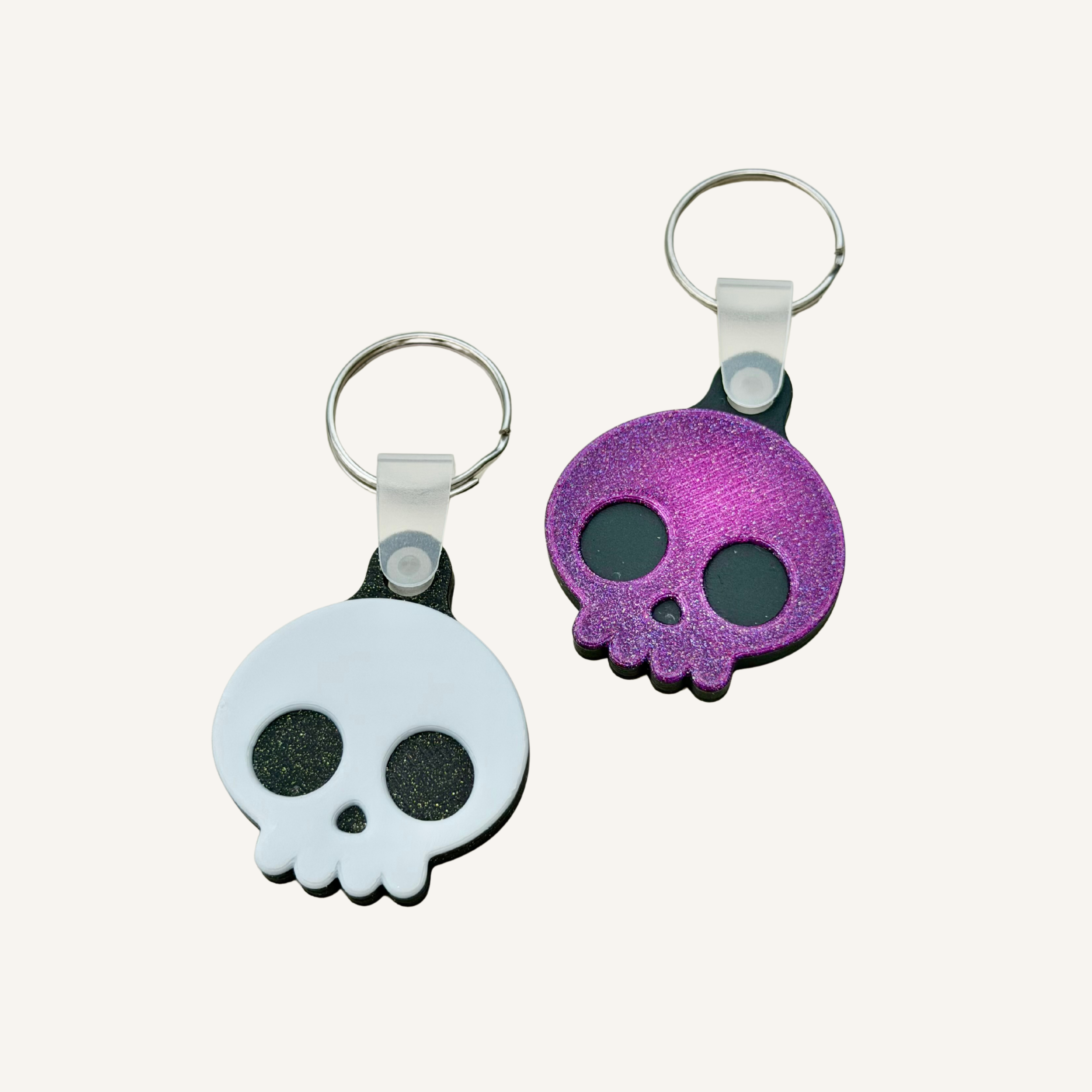 Editable NFC keyring for support profiles, business links, websites, contact information and everyday communication.