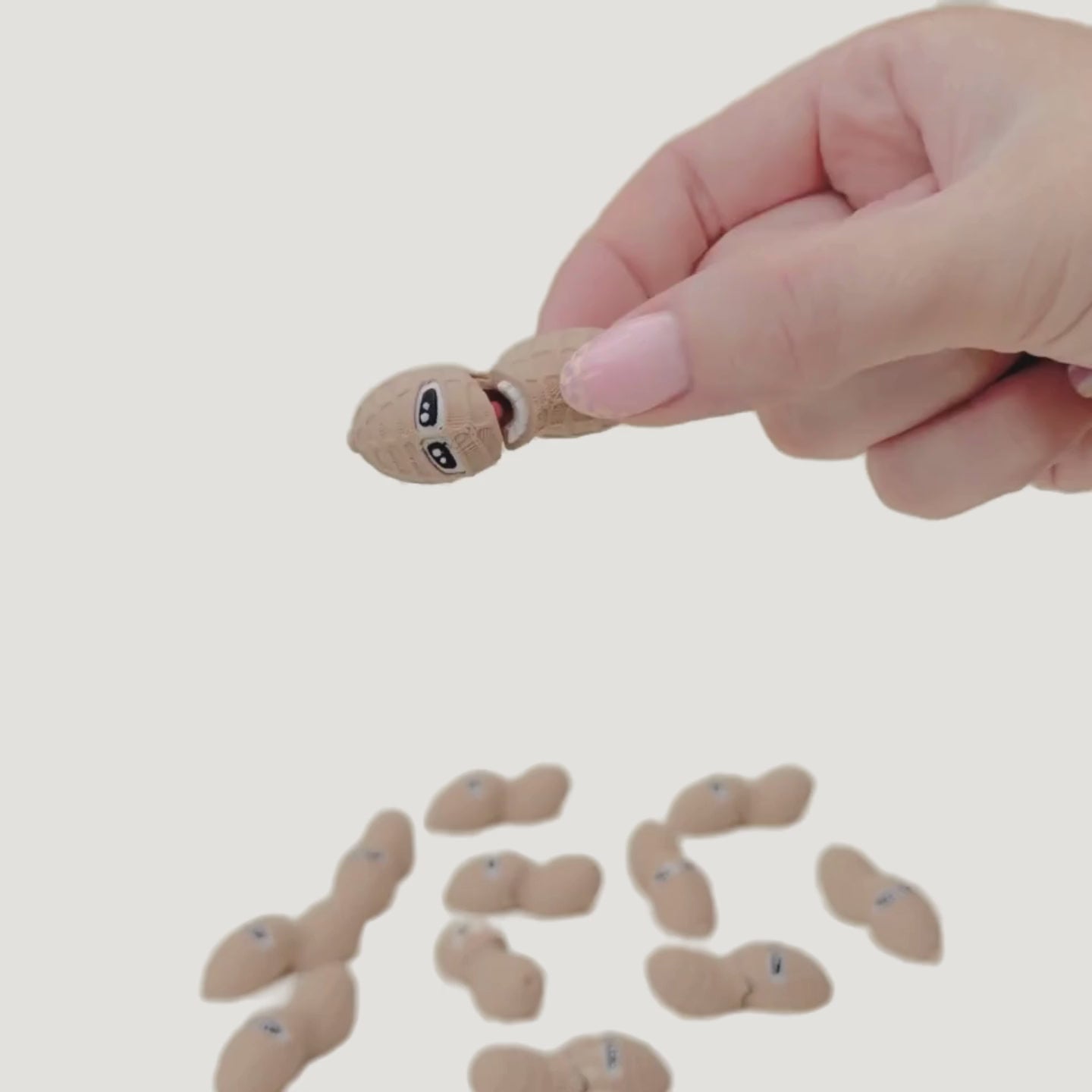 Sensory fidget designed for tactile input, focus support and calming hand movement for neurodivergent and anxious minds.
